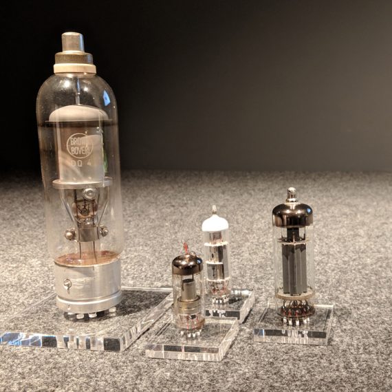 Colección de válvulas de diversos tamaños